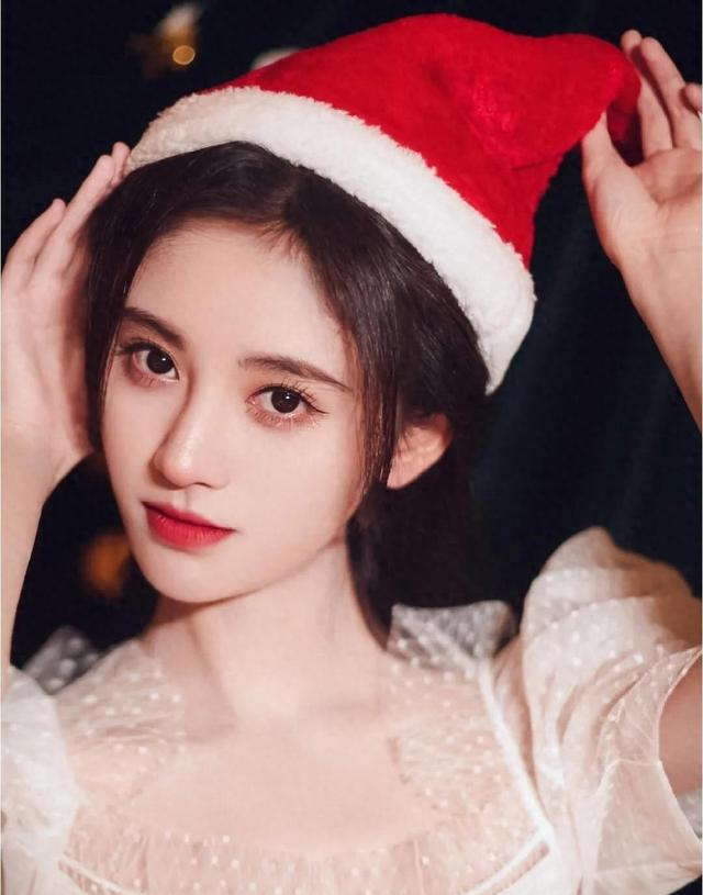 鞠婧祎早期照片