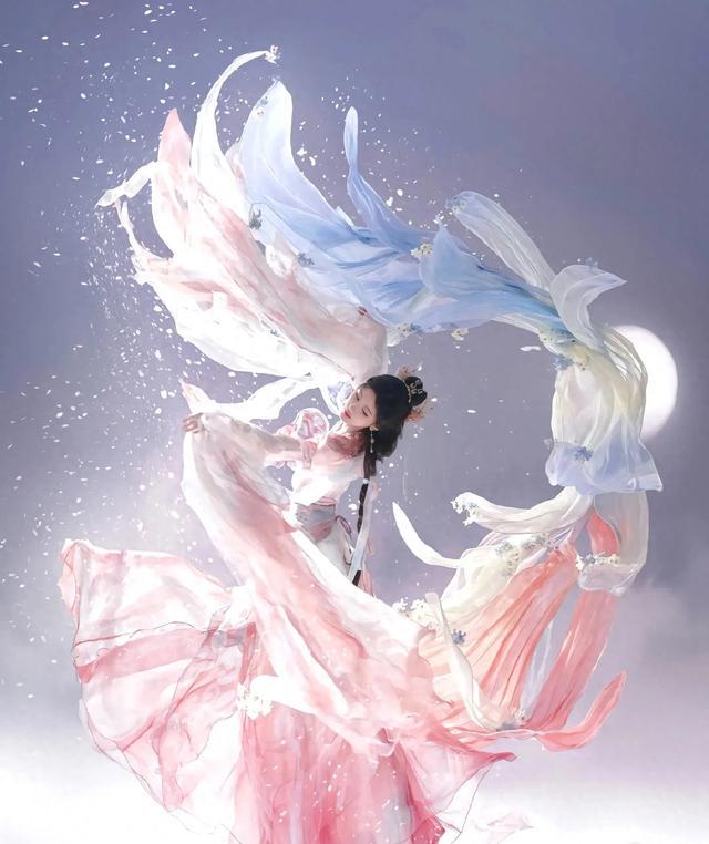 敦煌壁画飞天形象